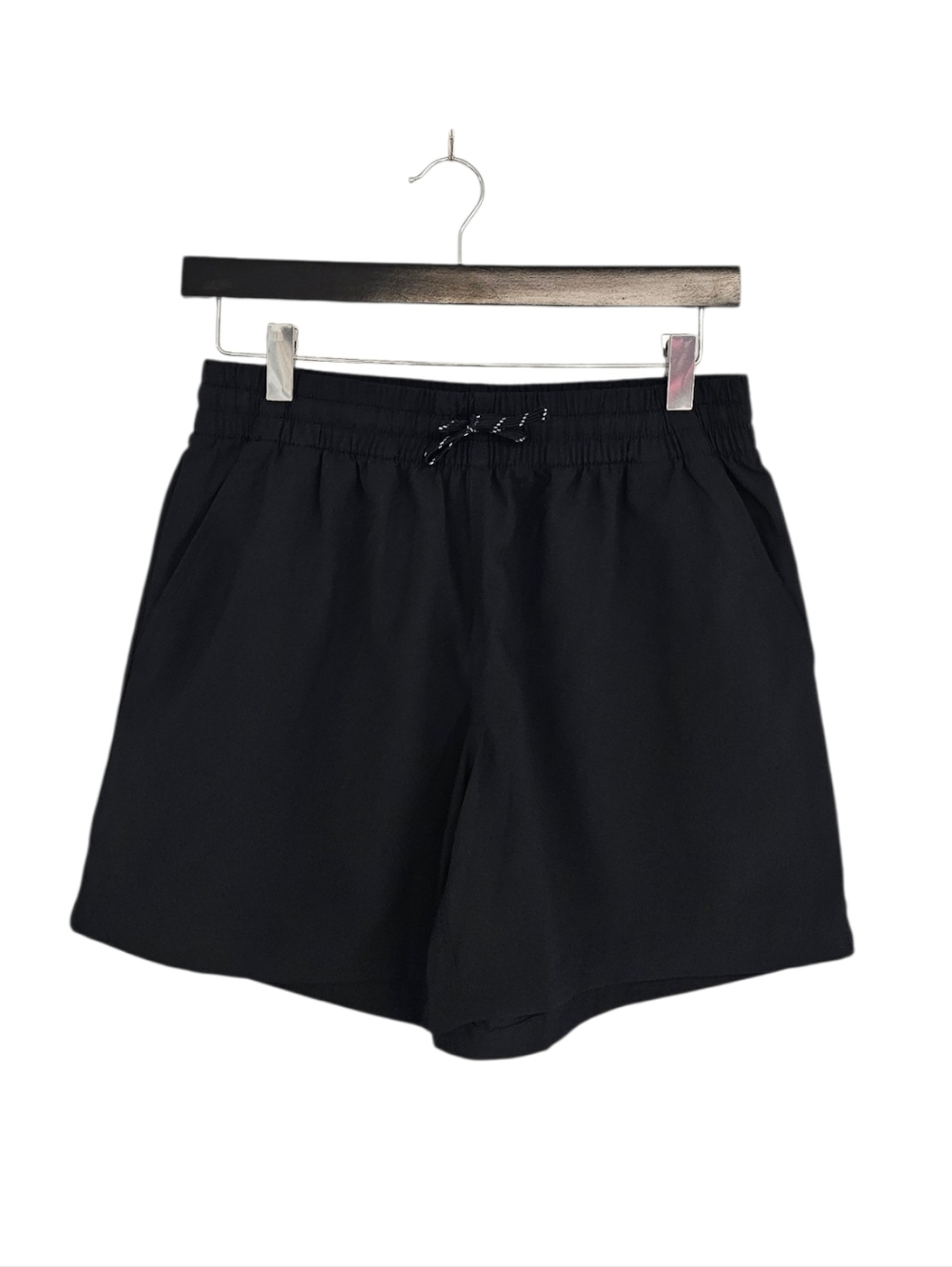 Columbia Sportwear Black‎ Elastic Waist Shorts with Black Trim NWOT